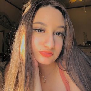 Meet your Posher, Madalynn